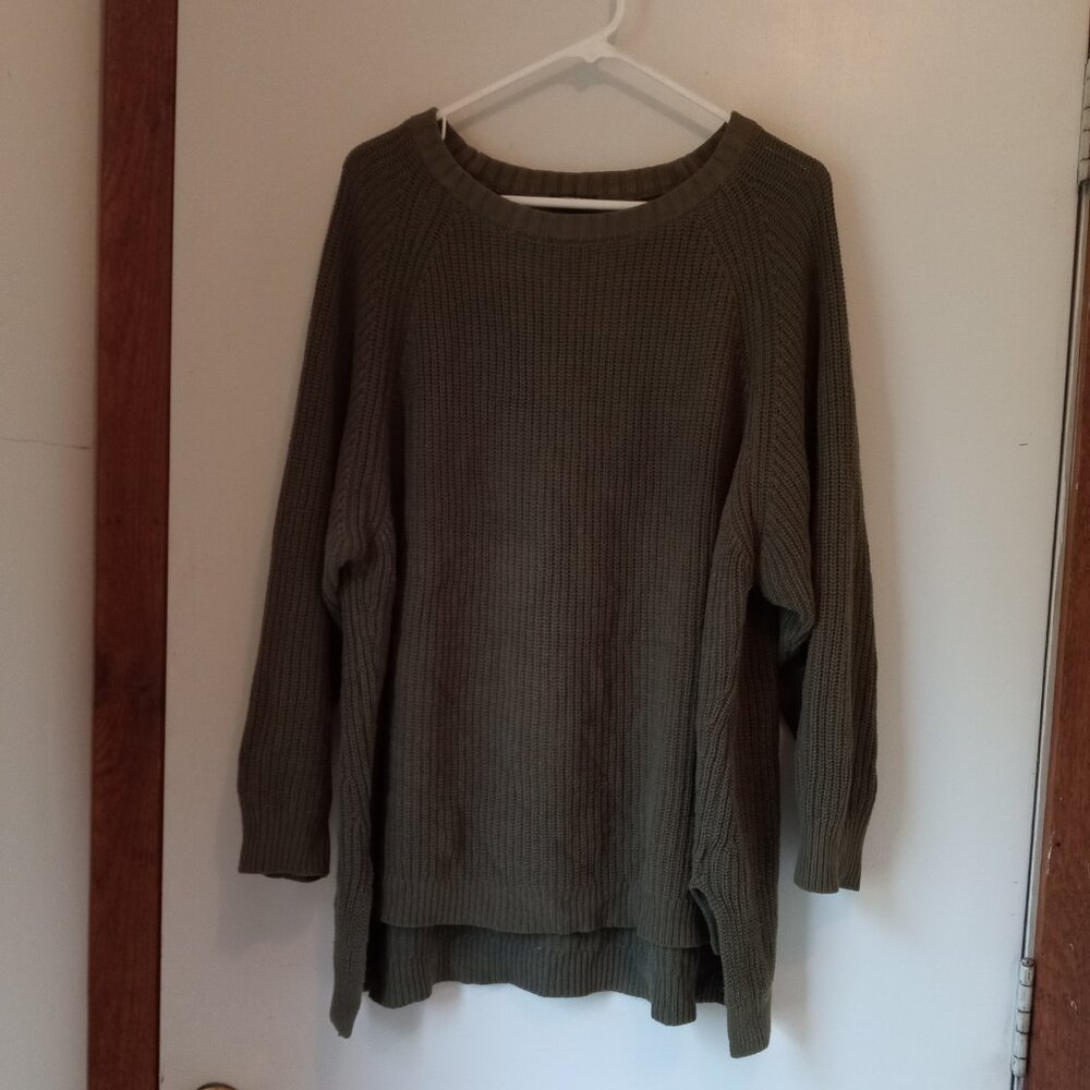 women's solid color oversized sweater